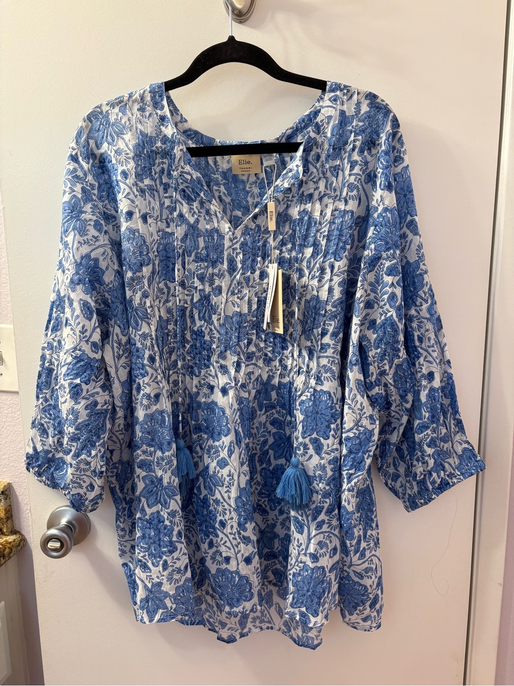 Elie Tahari 3XL Blue & White Floral Tunic with Tassel Tie